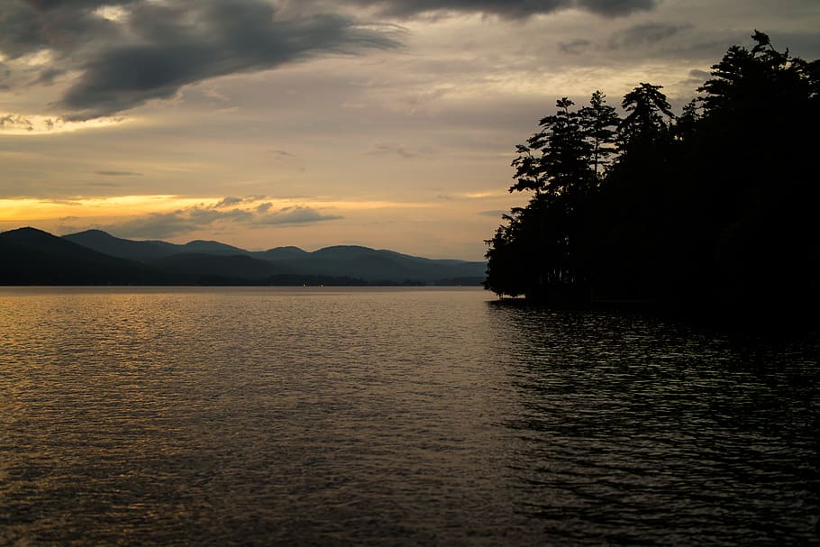 lake, forest, trees, sunset, sky, mountains, hills, water, island HD wallpaper