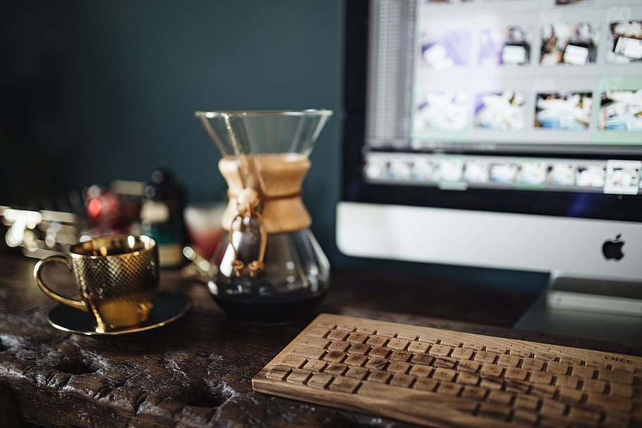 Vintage Workbench Desk, office, workspace, old, retro, wooden HD wallpaper