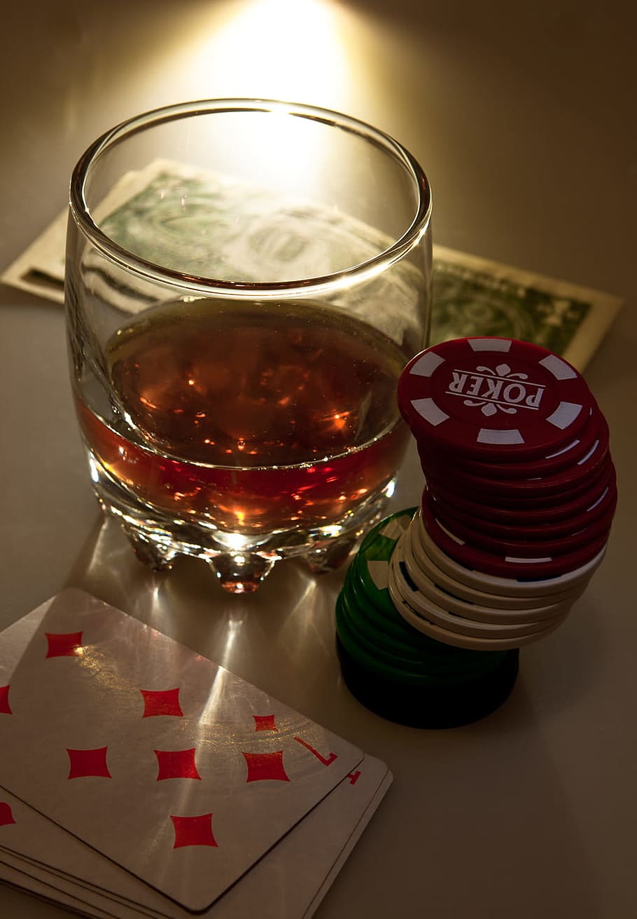 HD wallpaper: poker, heap, table, drink, gambling, playing, alcohol, chip - Wallpaper Flare