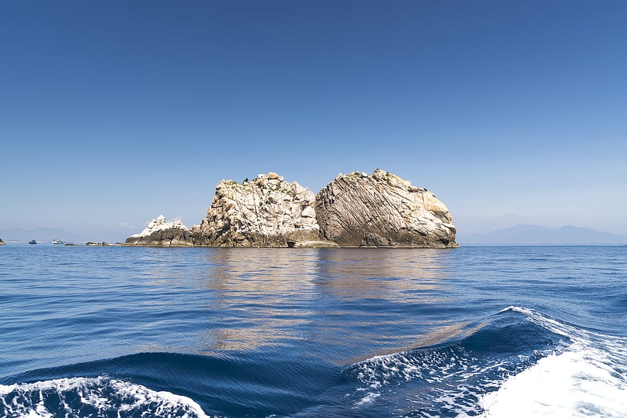 White Islet Surrounded by Sea Water, beach, blue, blue sky, daylight HD wallpaper
