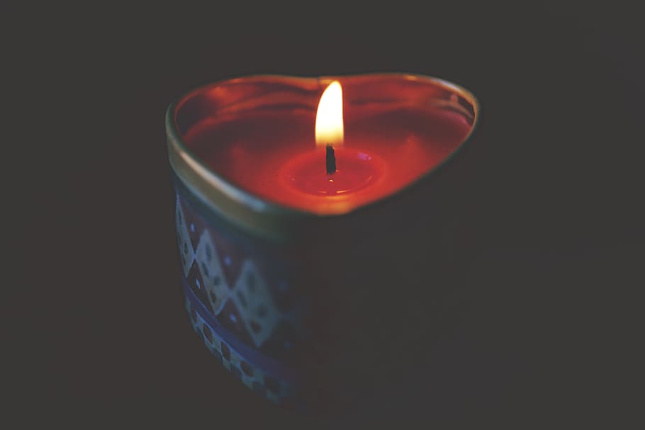 heart, shape, candle, light, fire, night, blur, burning, flame HD wallpaper