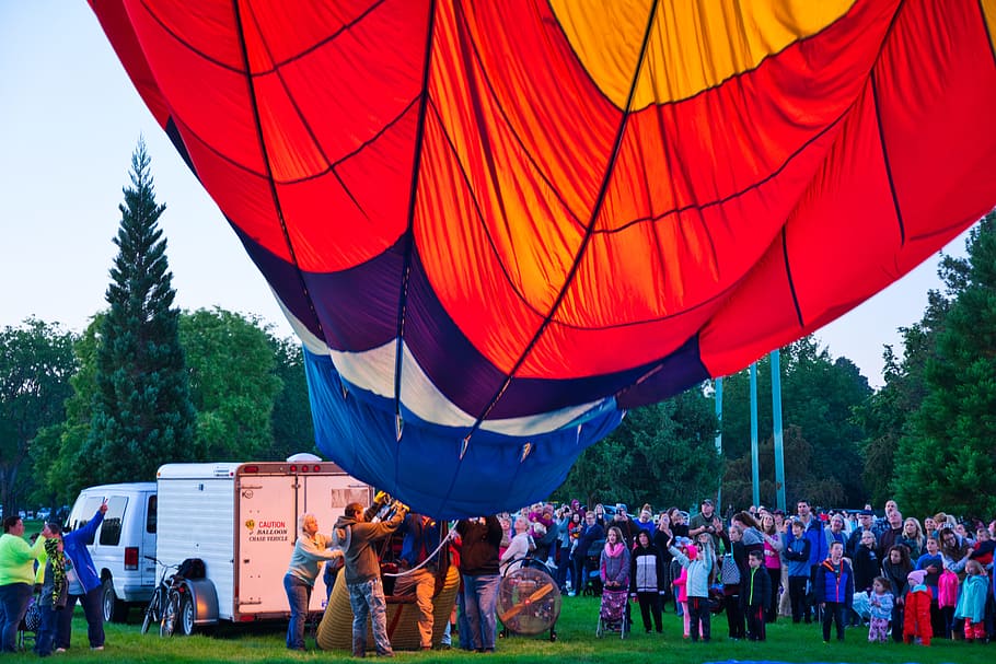 People Positioning Hot Air Balloon, celebration, crowd, daylight HD wallpaper