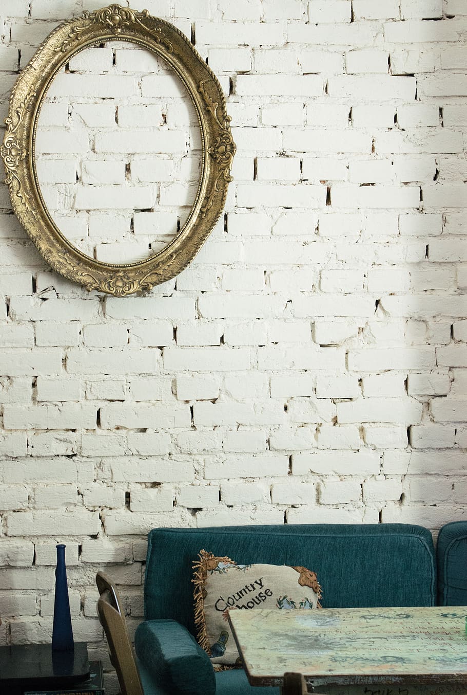 vintage, interior, wall white, frame, table, wall - building feature HD wallpaper