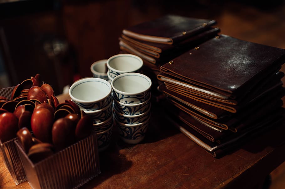 black-and-white cups on table, text, coffee cup, pottery, saucer HD wallpaper