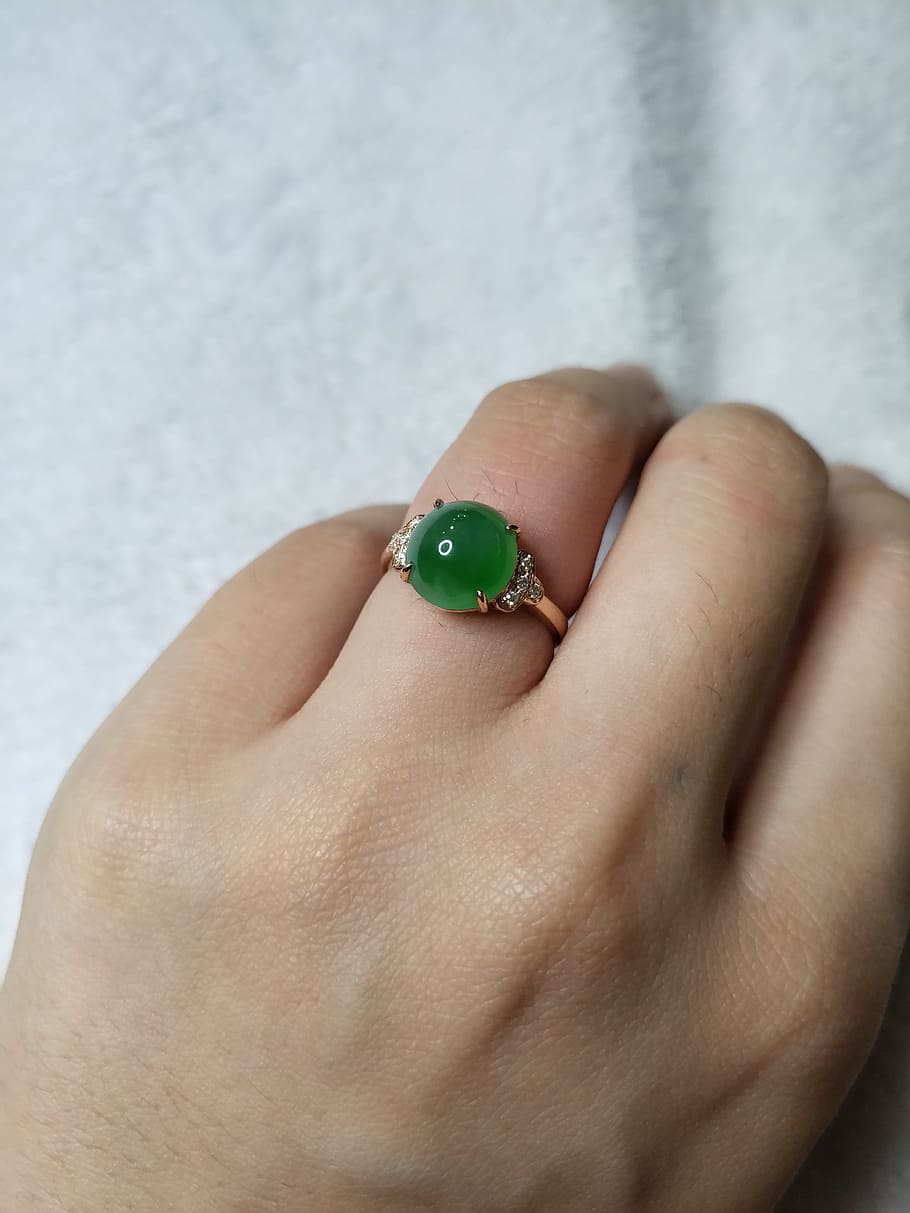 jade, green, jade ring, jewellery, emerald, human hand, human body part, HD wallpaper