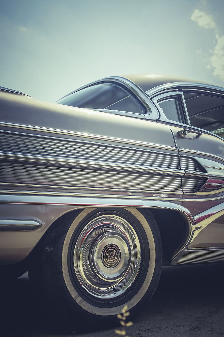 Silver Classic Coupe With White Sidewall Tire, car, chrome, oldtimer HD wallpaper