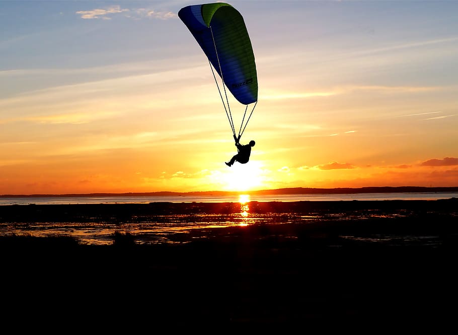 sunset, paragliding, sea, ocean, dom, silhouette, orange, nature HD wallpaper