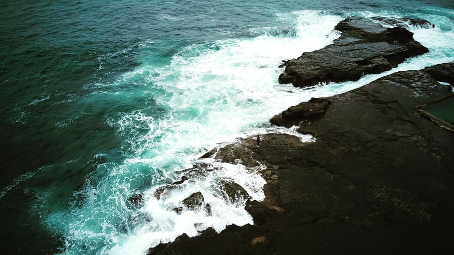 australia, werri beach, waves, rocks, wetsuit, travel, drone HD wallpaper