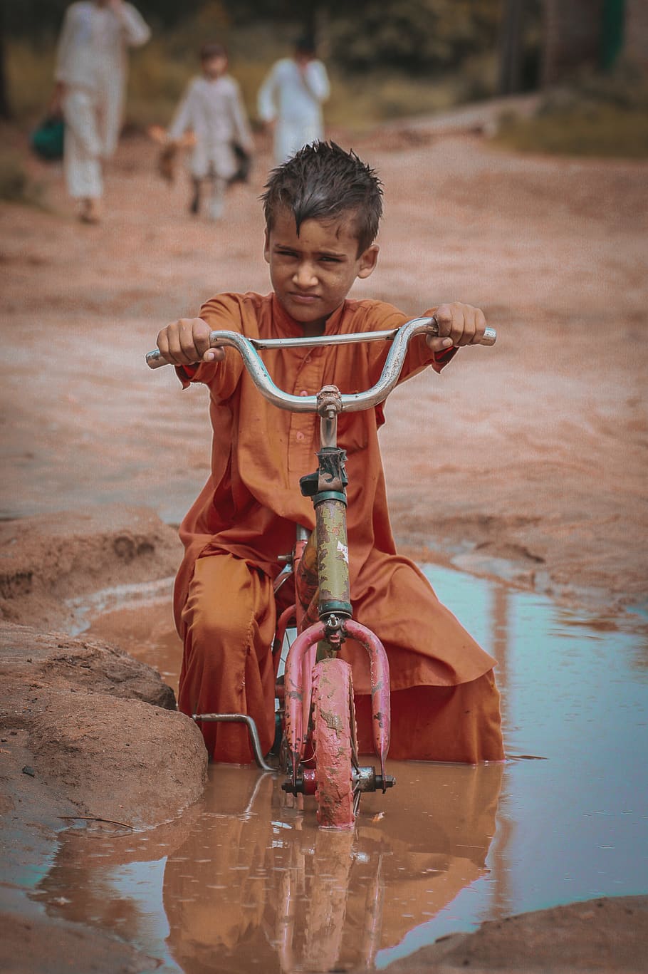 pakistan, water, real people, lifestyles, child, childhood HD wallpaper