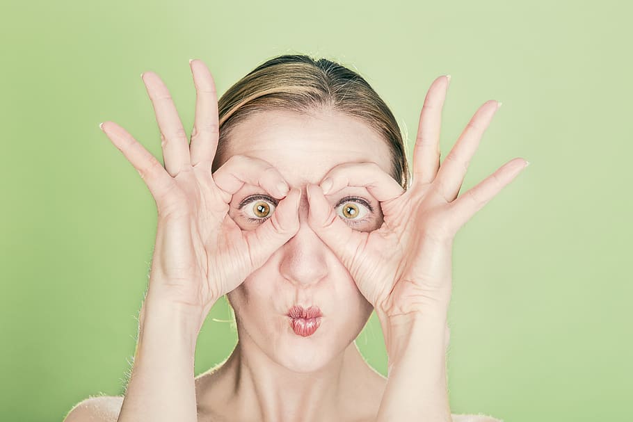 Woman Doing Goggles Hands Gesture, crazy, cute, eyes, lips, looking, HD wallpaper