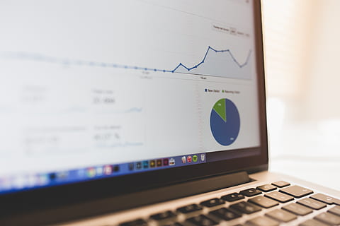 Pie Graph on Laptop Computer Screen, analytics, charts, ctr, google analytics HD wallpaper