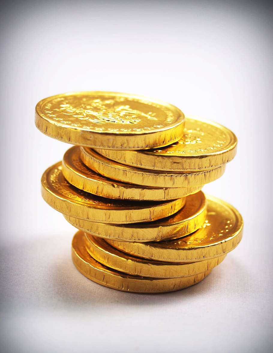 9 Piece of Gold Round Case of Chocolates, candy, coin, coin candy HD wallpaper