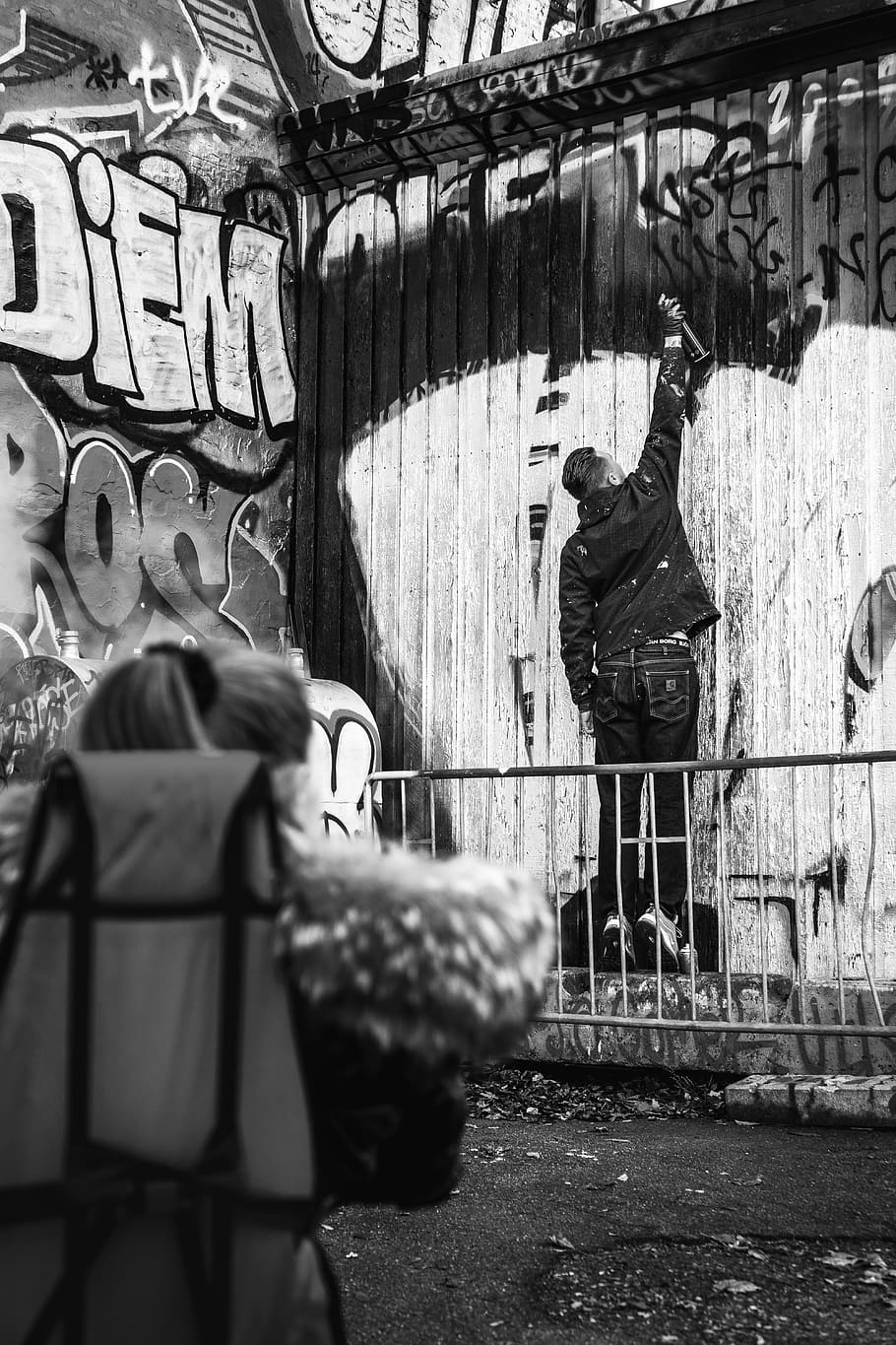 denmark, christiania, day, livestock, real people, art and craft HD wallpaper
