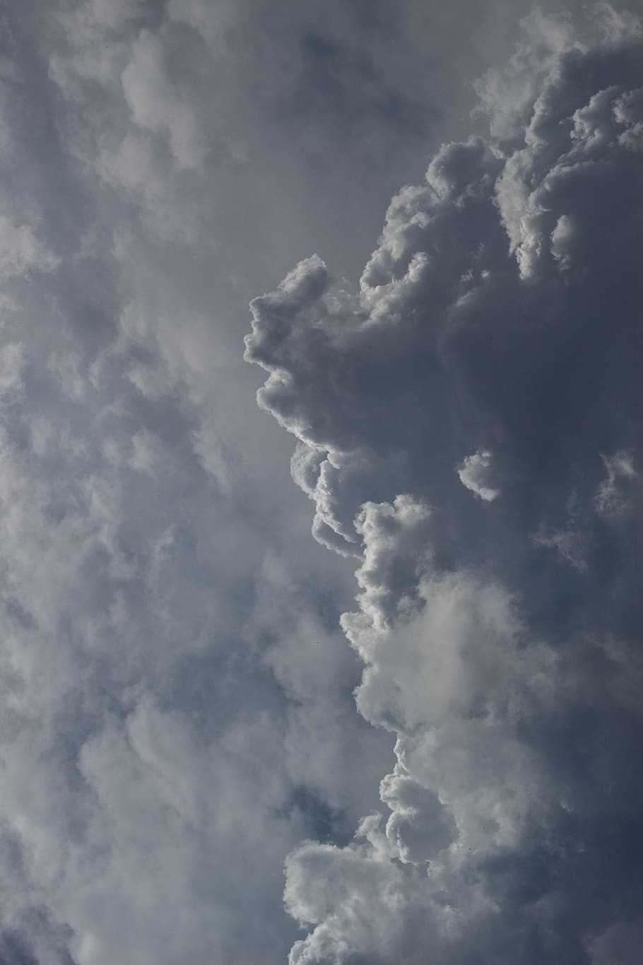 Heavy Clouds, atmosphere, cloudiness, cloudscape, cloudy, daylight HD wallpaper