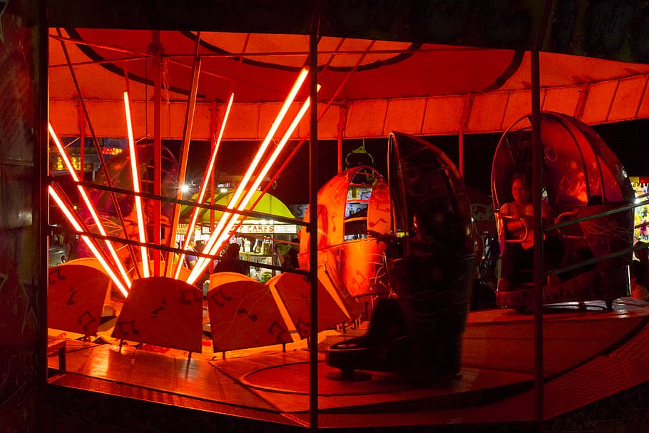 fair, fairgrounds, fair rides, spin, red, orange, chair, carnival HD wallpaper
