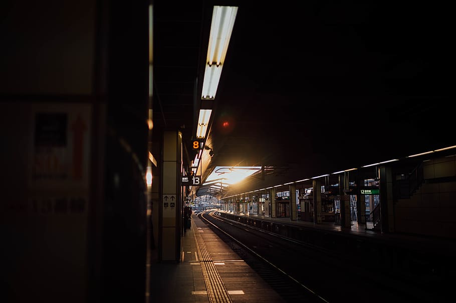 Сорили нас поезда но мерил пустой вокзал. Пустой вокзал. Empty Train. Old empty Train Station.