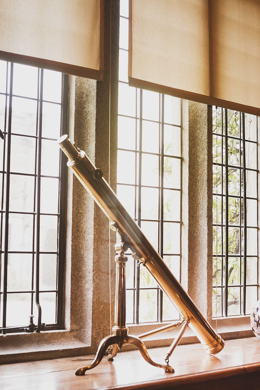 Gold Telescope, antique, architecture, building, classic, contemporary HD wallpaper