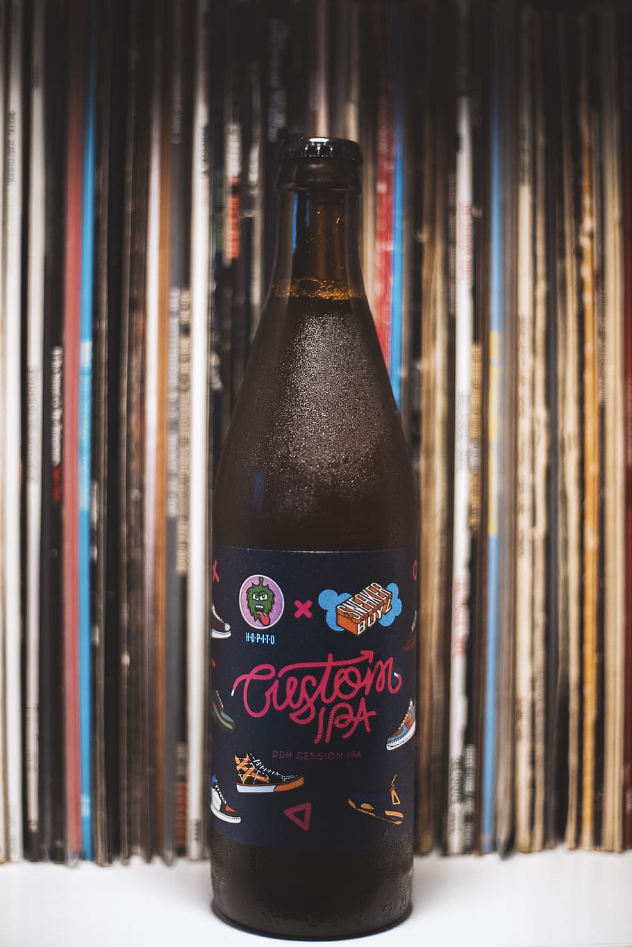 Custom Ipa bottle on white surface, beer, alcohol, beer bottle HD wallpaper