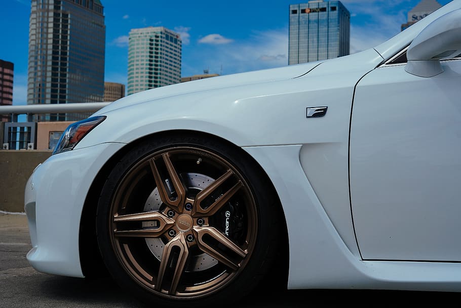 white car beside rails, wheel, machine, spoke, alloy wheel, tire HD wallpaper