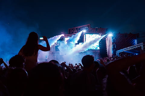 human, person, crowd, interior design, indoors, ikarus festival HD wallpaper