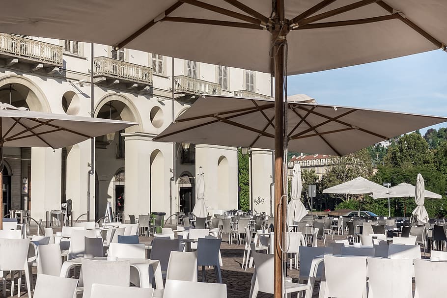 empty street cafe in Turin, architecture, city, coffee, day, dinner HD wallpaper