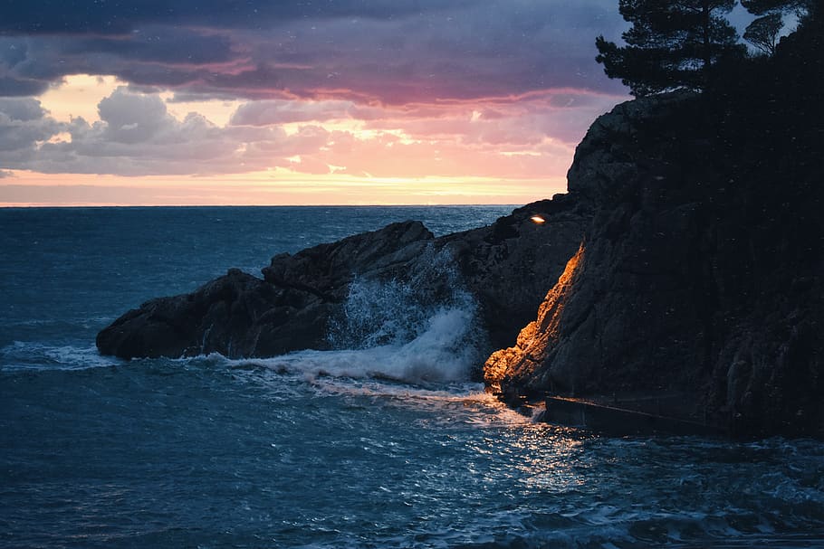 Black Mountain Cliff Beside Sea, cliff coast, clouds, dark, evening HD wallpaper