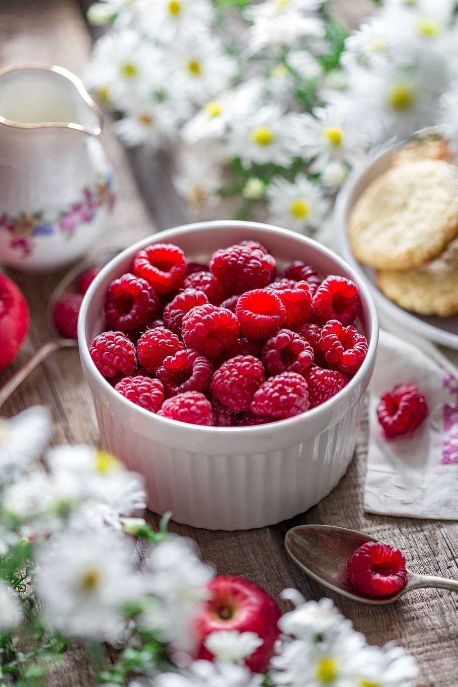 Close-up of Raspberries in Bowl on Table, appetizing, cup, delicious HD wallpaper
