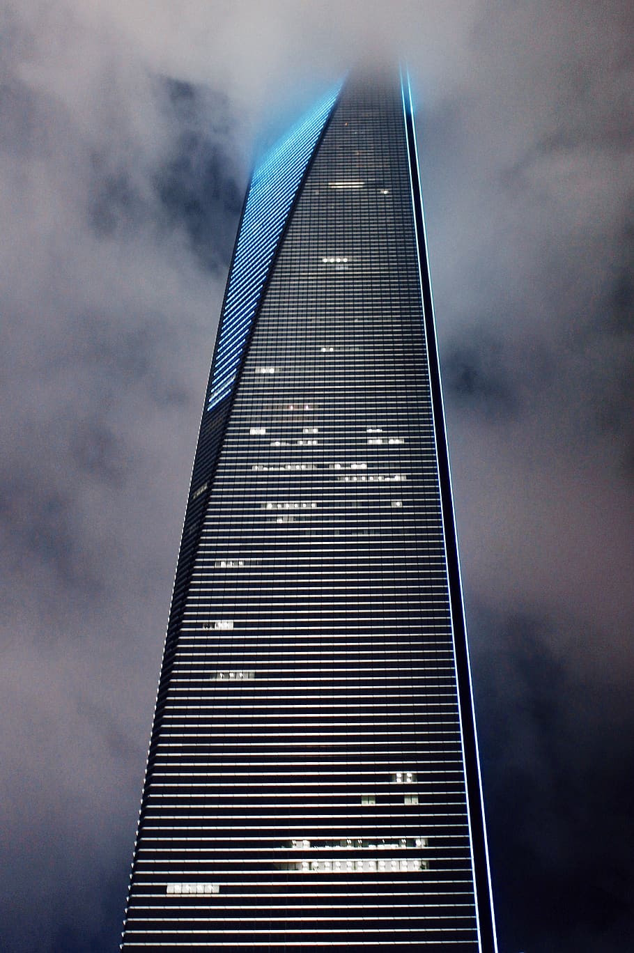buildings, low angle view, architecture, built structure, cloud - sky HD wallpaper