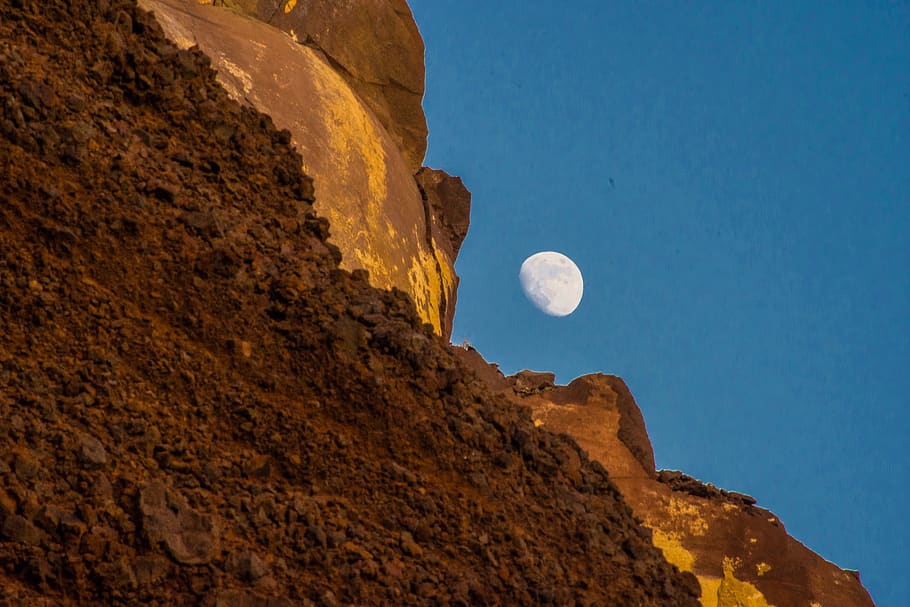 moon, mountain, brown, blue, sky, contrast, no filter, nature HD wallpaper