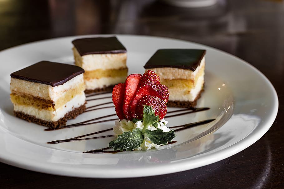 food, baking, chocolate, dessert, pie, a piece of, cream, cake HD wallpaper