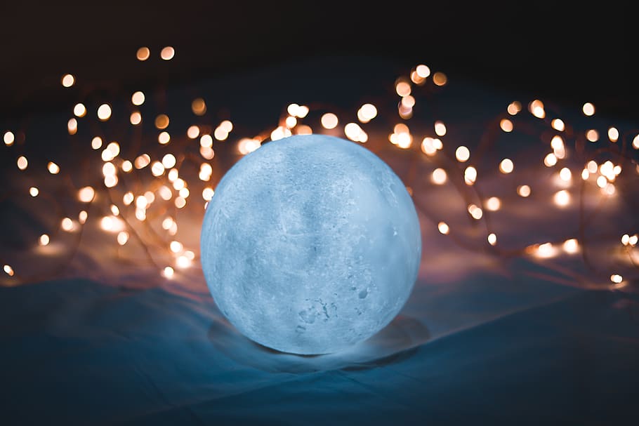 round white crystal ball, illuminated, close-up, night, glowing HD wallpaper
