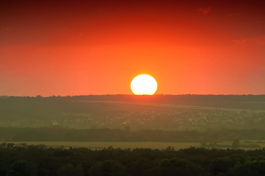 dusk, horizon, light, orange, silhouette, sky, summer, sun HD wallpaper