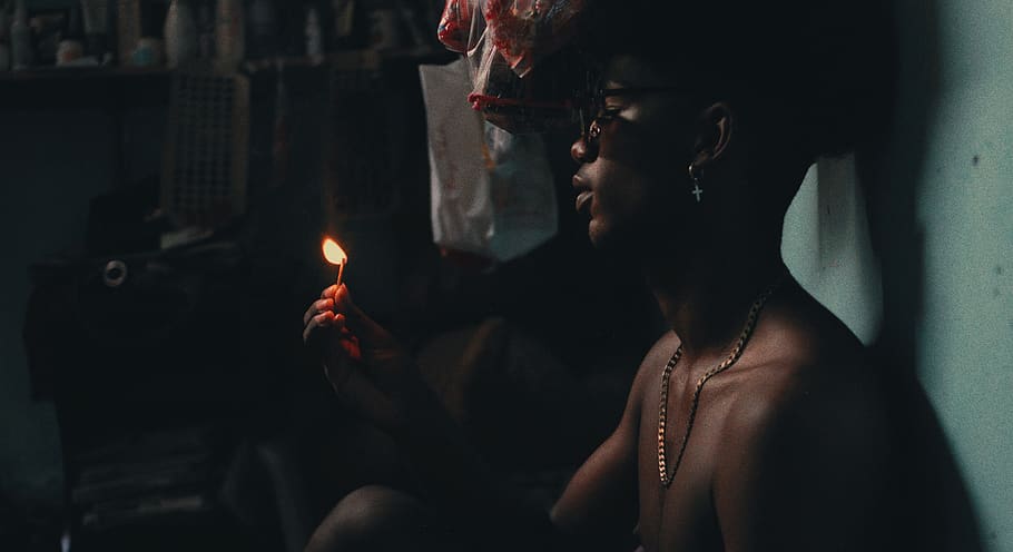 Man Holding Lighted Match, burning, dark, fire, flame, match stick HD wallpaper