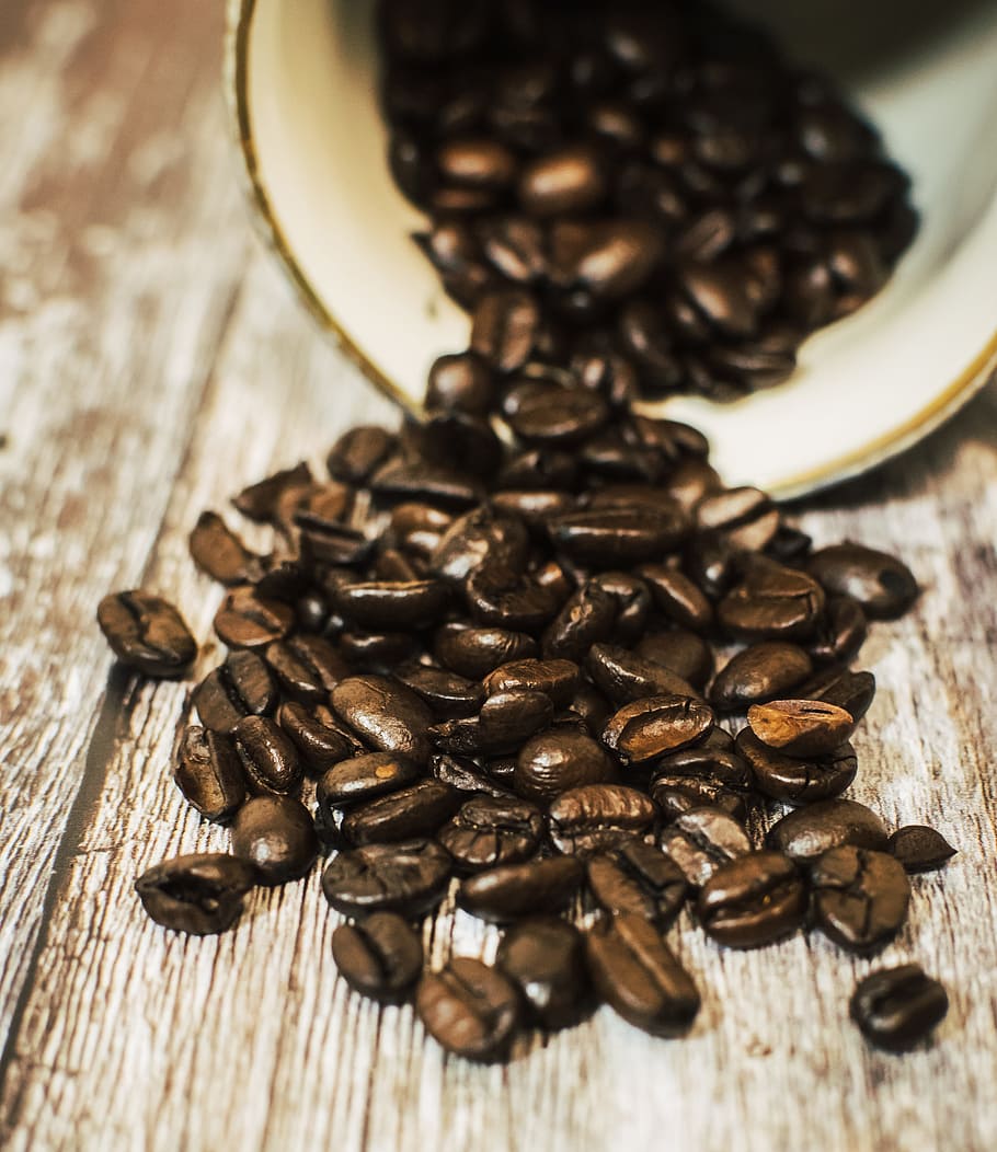 spilled, coffee, beans, table, cup, wood, drink, rustic, food HD wallpaper