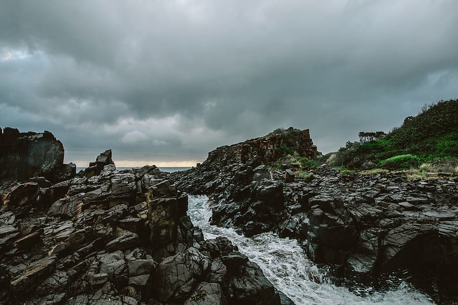 Rocky River Under Cloudy Sky, daylight, mountain, nature, scenic HD wallpaper