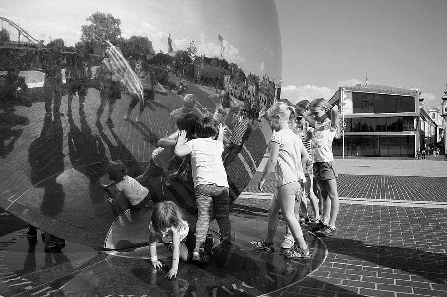 black, white, mirror, sculpture, city, children, portrait, girl HD wallpaper