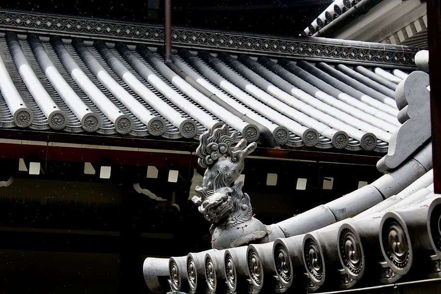 gray statuette on roof, japan, kyoto, machine, wheel, banister HD wallpaper