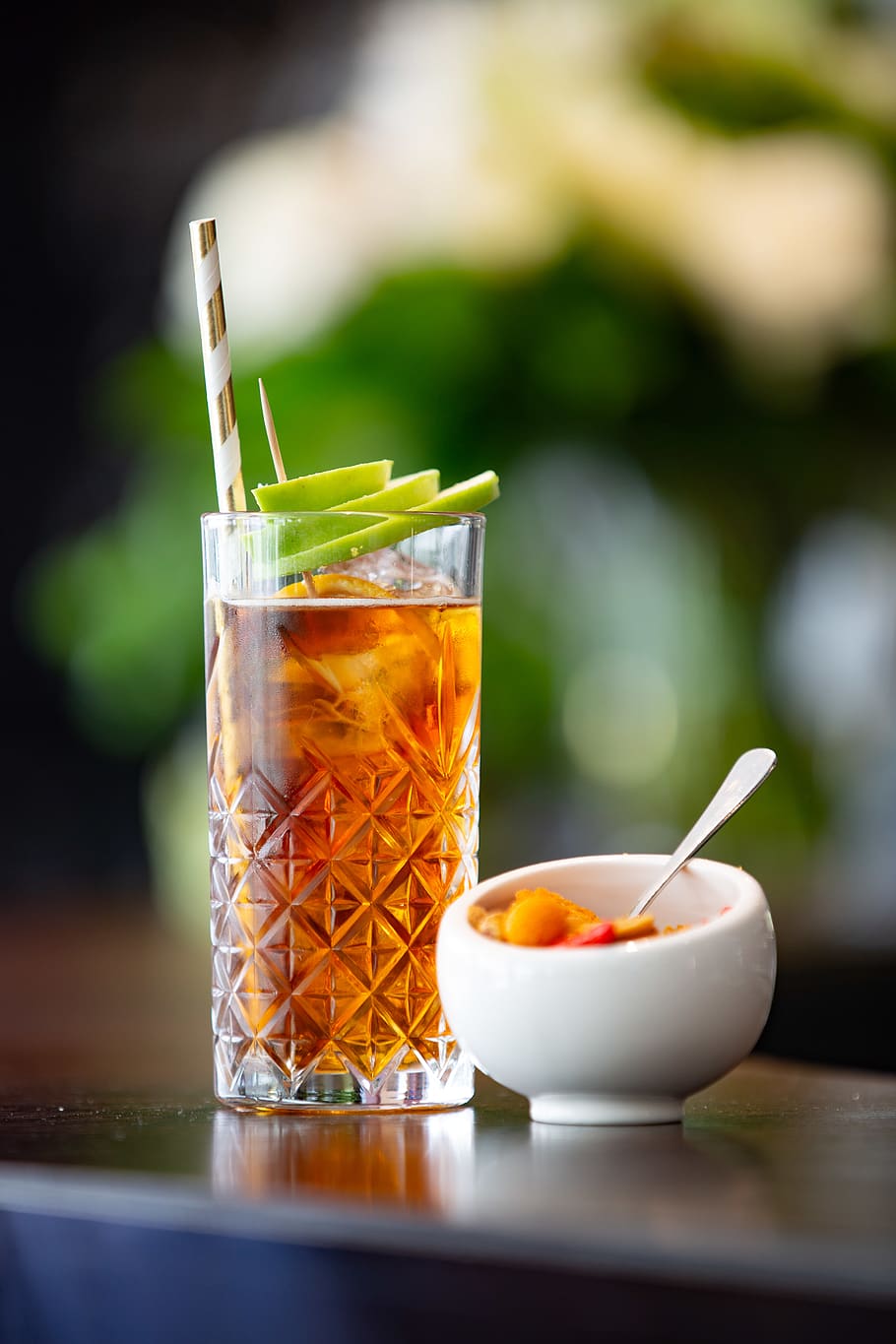 Clear Highball Glass With Iced Tea, beverage, blur, citrus fruits