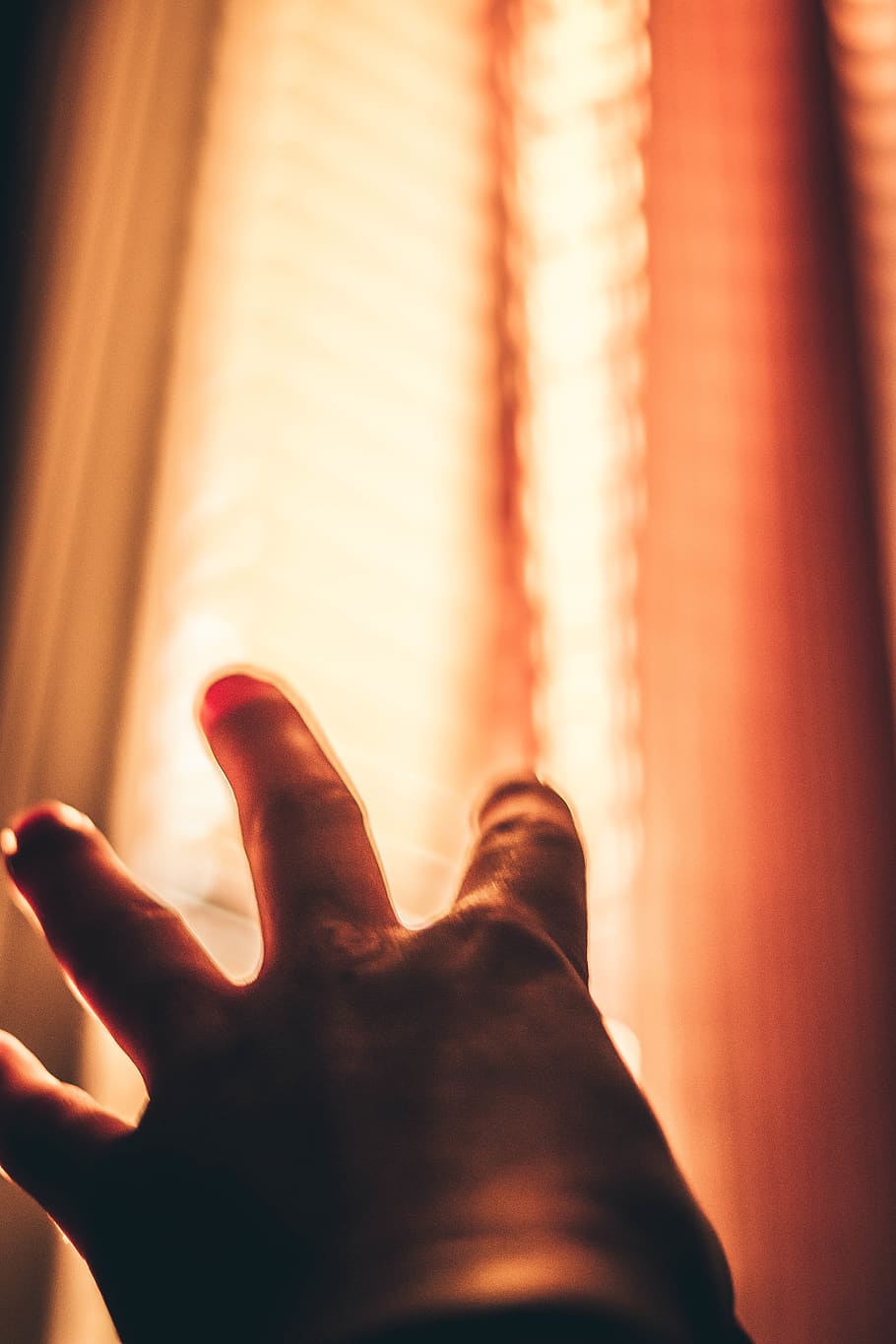 finger, human, person, hand, flare, light, leisure activities HD wallpaper