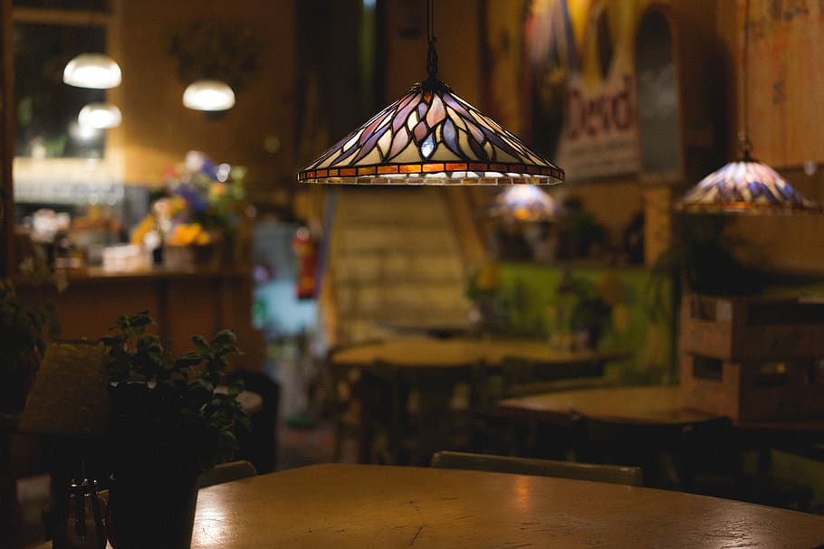 table, chairs,light, lamp, flower, plant, bar, restaurant, illuminated HD wallpaper