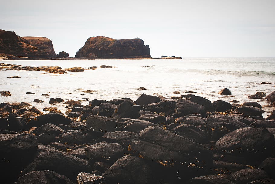 Beach, dark, dawn, evening, landscape, ocean, rocks, scenic, sea HD wallpaper
