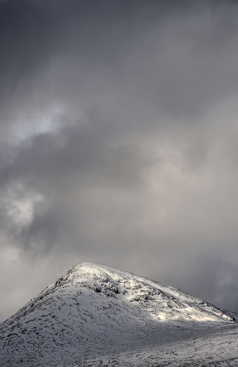 mountain under clouds, nature, outdoors, mountain range, ice HD wallpaper