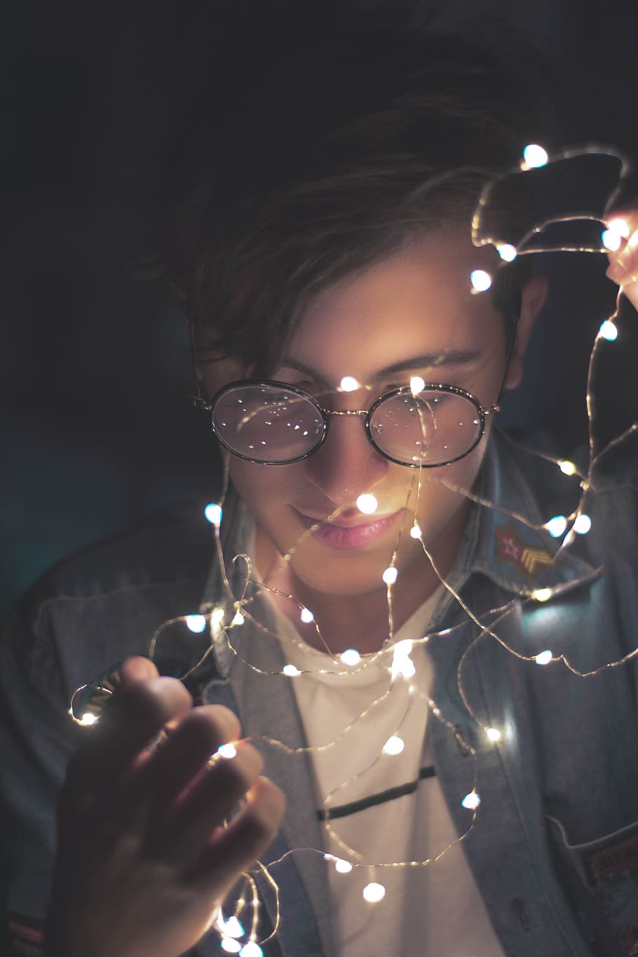 Photography of Man Wearing Eyeglasses, boy, bright, close-up HD wallpaper