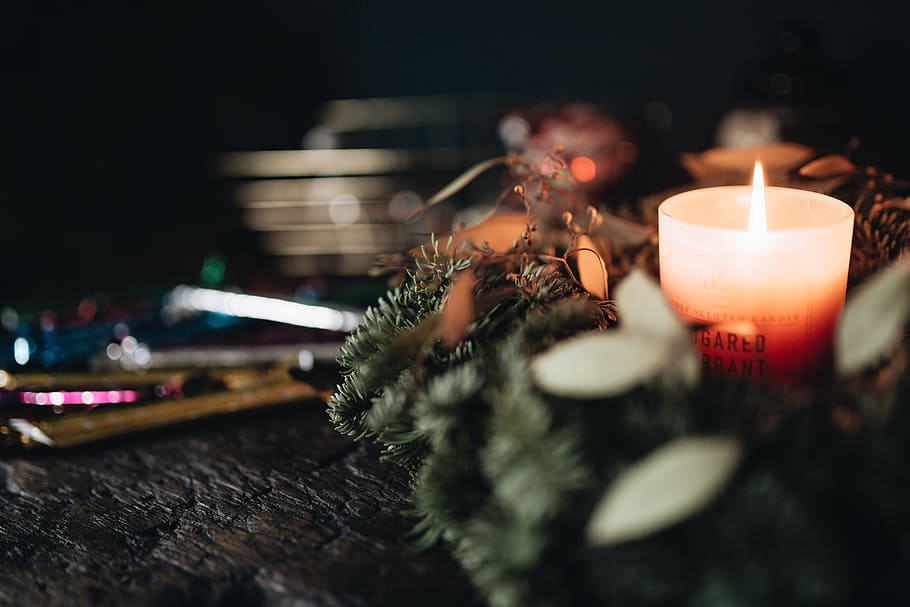Candle and wreath, decor, home decor, smoke, burning, fire, illuminated HD wallpaper
