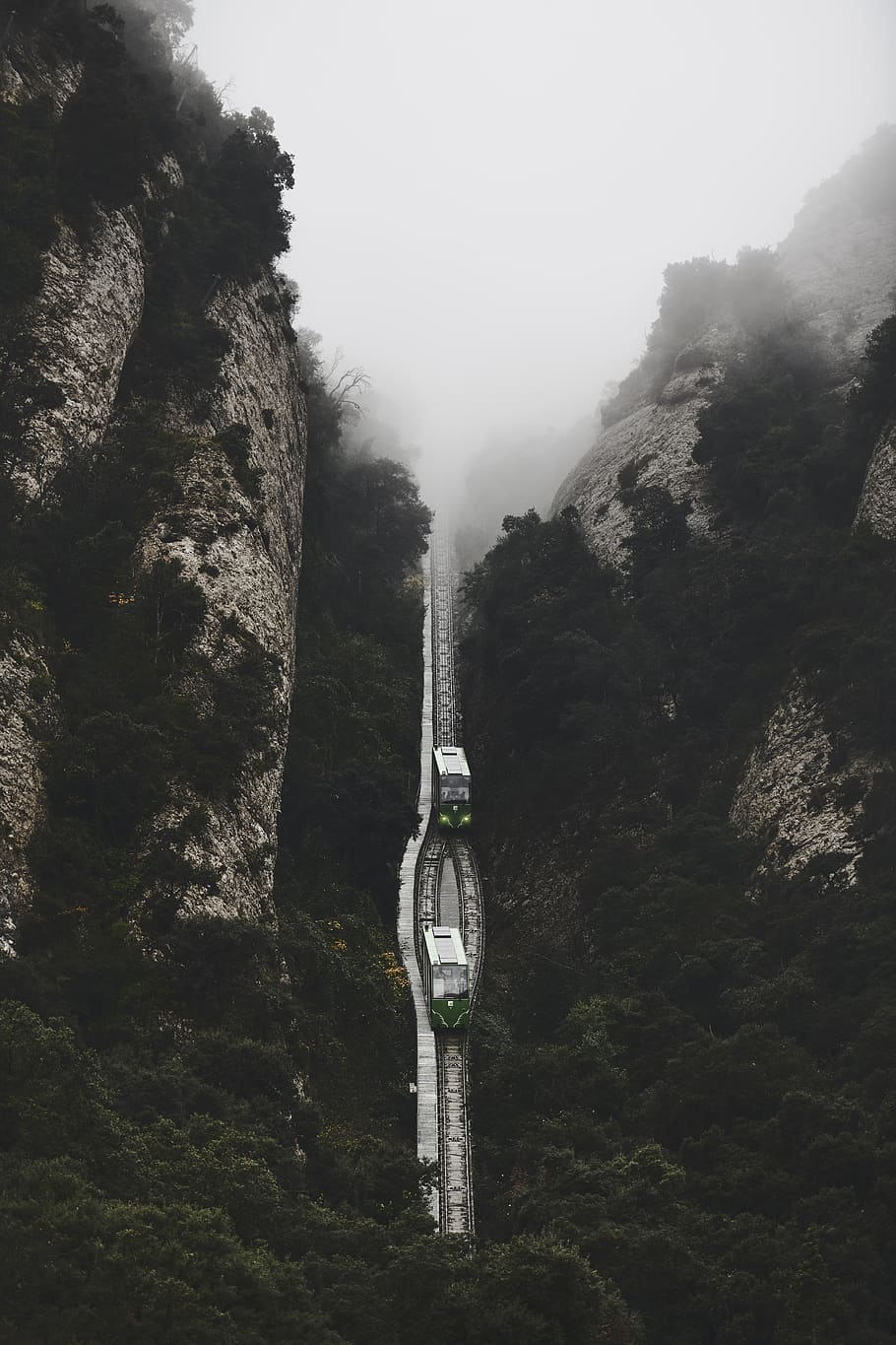 two vehicles between cliffs, nature, outdoors, mountain, slope HD wallpaper