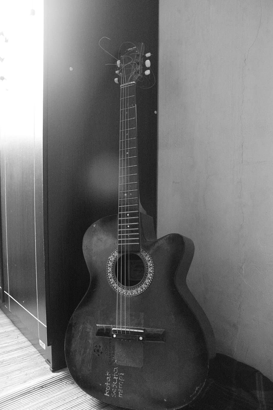 black, white, guitar, musical instrument, string instrument HD wallpaper