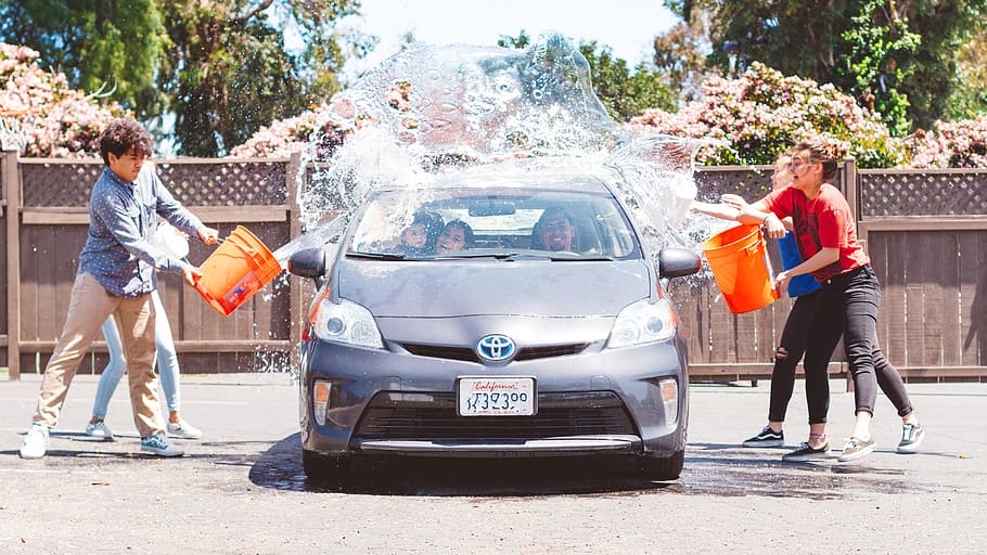 Four Children Washing Silver Toyota Prius, automobile, bucket, HD wallpaper