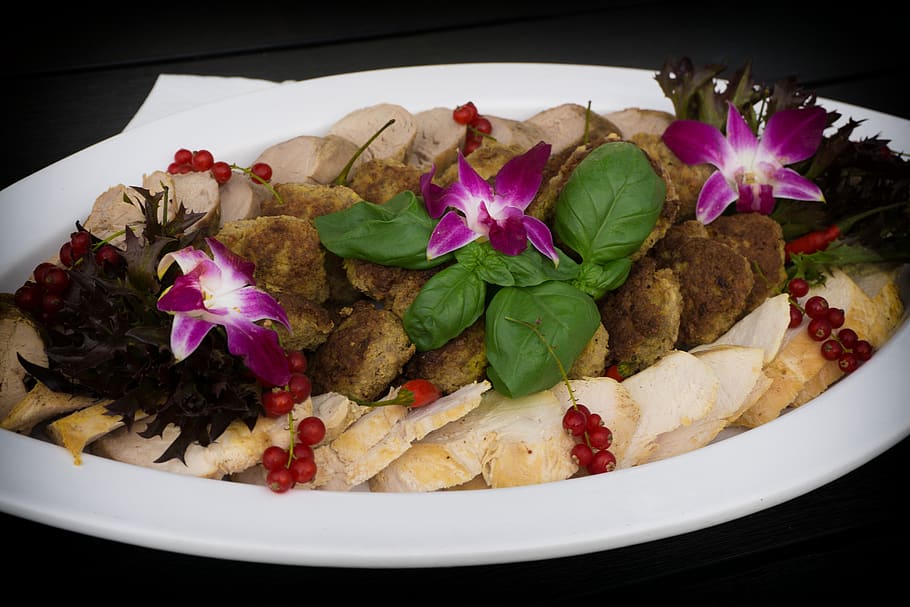 plate, meat, party, dinner, delicious, steak, fried, gourmet HD wallpaper