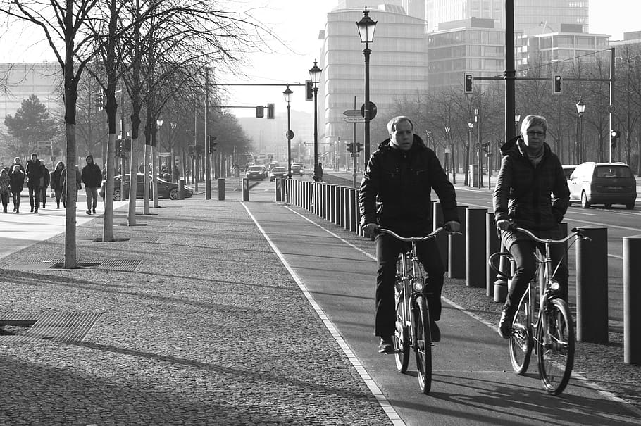 berlin, transportation, bicycle, city, real people, architecture HD wallpaper