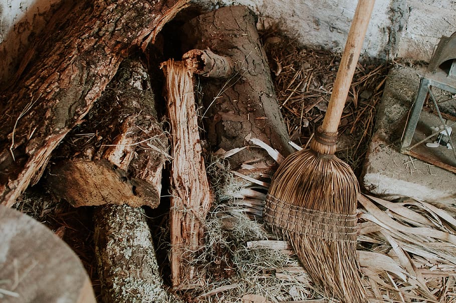 broom, trunk, log, old, dry, chop, steel, wood, wooden, dirt HD wallpaper